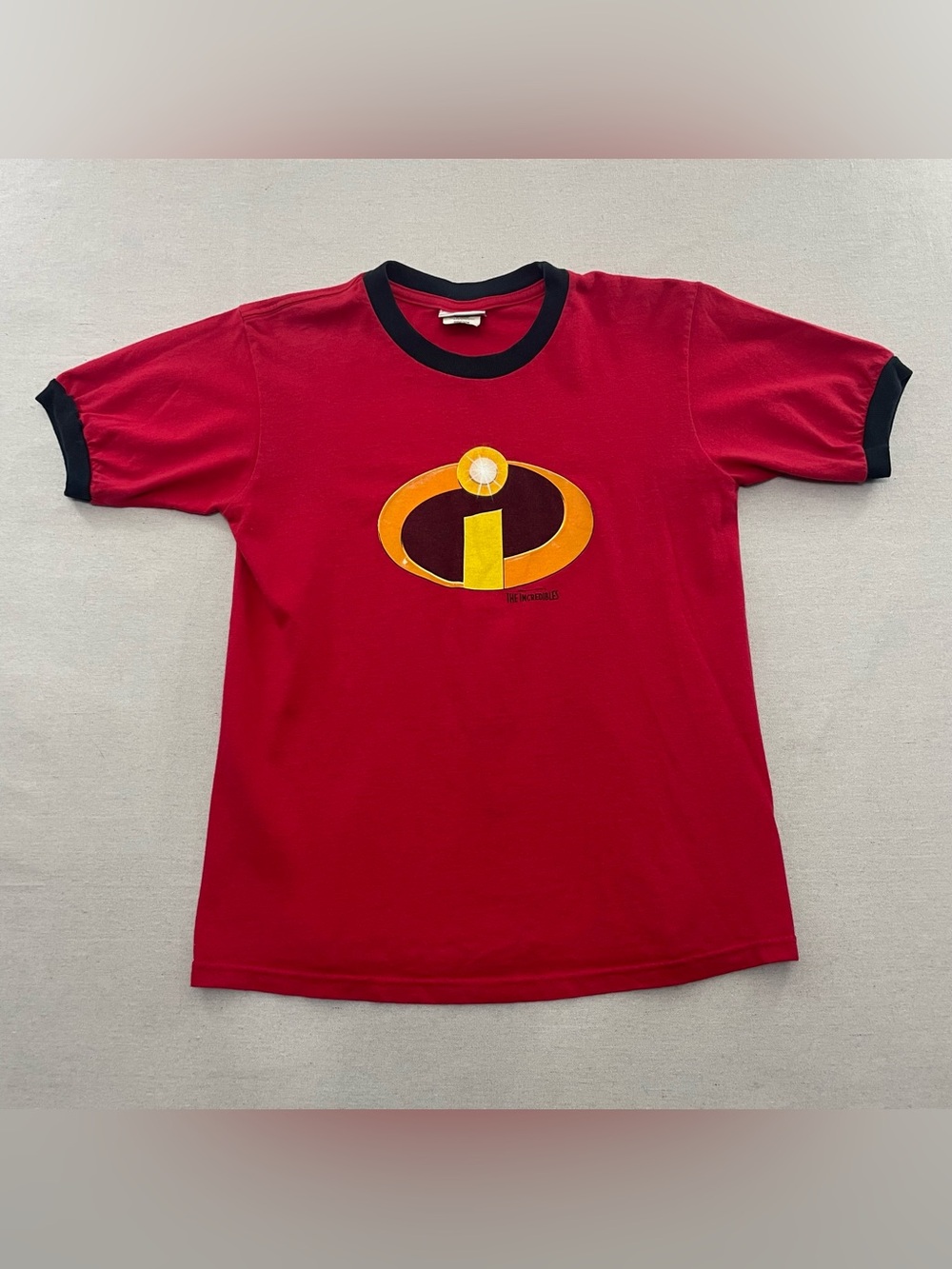 Vintage Y2K Disney Store The Incredibles Pixar Red Ringer Tee Shirt USA M Adult